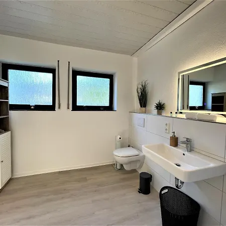 Traumaussicht Kamin Balkon Burgblick 65 Zoll Tv Netflix Waipu Lindenplatz