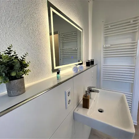 Apartment Traumaussicht Kamin Balkon Burgblick 65 Zoll Tv Netflix Sky Joyn Lindenplatz