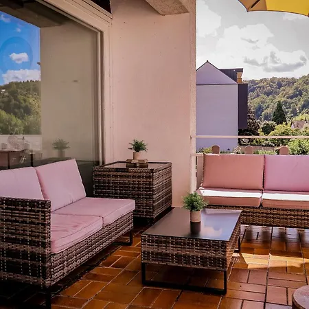 Traumaussicht Kamin Balkon Burgblick 65 Zoll Tv Netflix Sky Joyn Lindenplatz